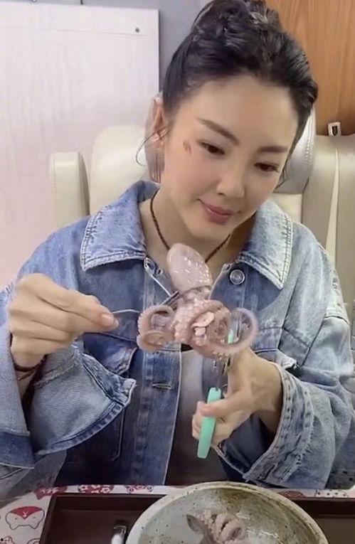 罗志祥秘密视频吃瓜,吃瓜群众热议背后的真相