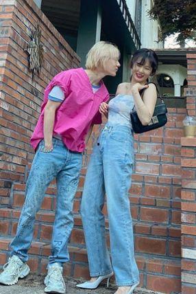 女生隐婚吃瓜视频,揭秘娱乐圈神秘夫妻的甜蜜生活